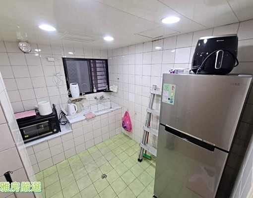 海山捷運二樓公寓~麥當勞、海山捷運、家樂福~才租8千5哪裡找 - Image 6