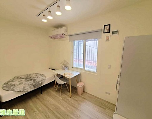 海山捷運二樓公寓~麥當勞、海山捷運、家樂福~才租8千5哪裡找 - Image 15