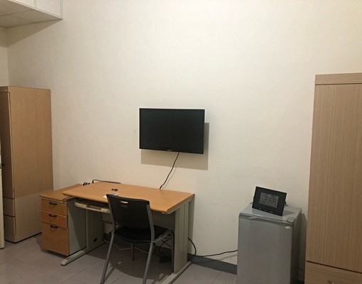 雙人床組,超大空間,採光佳,cp值佳~ - Image 1