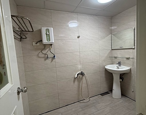 福一街套房出租 - Image 3