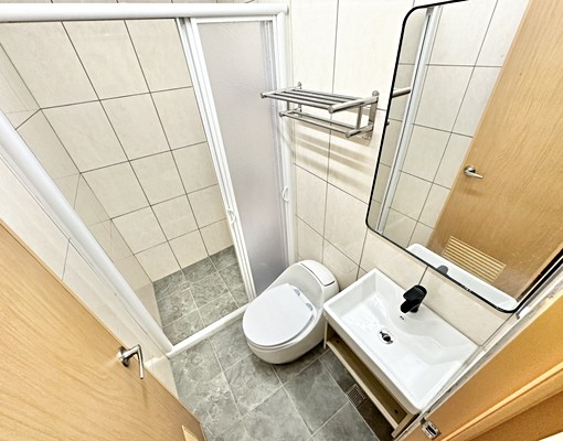 西區📍可寵物可租補全新透天套房 - Image 9