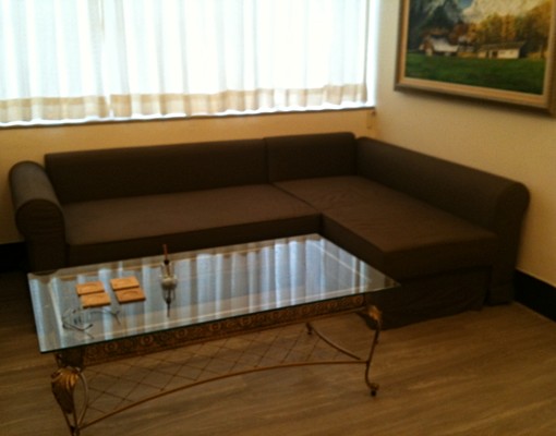 高雄火車站翻新整棟透天出租 - Image 8