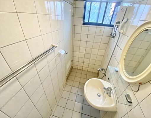 台水電✨可雙租補✨獨洗陽台✨雙門冰箱✨超大間超便宜✨機能炸好 - Image 8