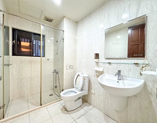 格調美居-人氣社區😍學府路-一年起租 - Image 9