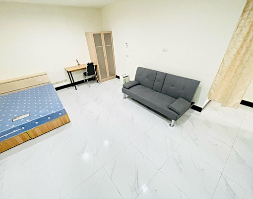 捷運劍南站、德明科大/女性專區。新裝潢。台電價。家俱齊全 - Image 2