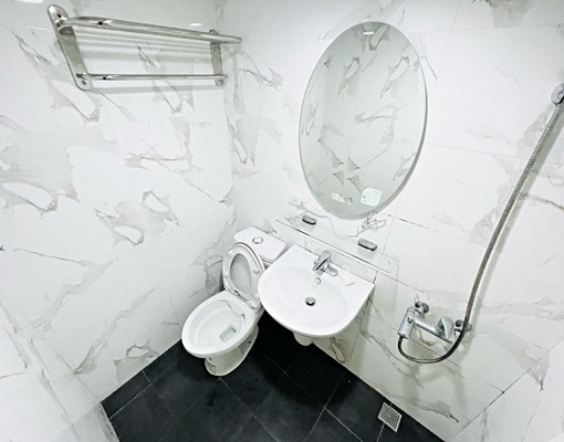 捷運劍南站、德明科大/新裝潢2房。台電計價。變頻冷氣。限女 - Image 7