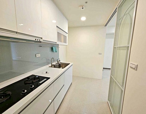 富堡仁愛全新裝修2+1,未住過,可申請租屋補助 - Image 6