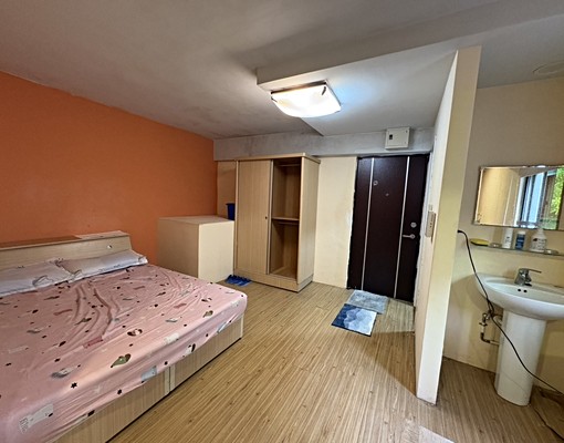 海山❣庭院可停機車/免爬高/垃圾代收/傢俱齊全/採光通風 - Image 2