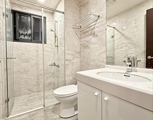 大里環中東路六段⭐3房2廳⭐臺水電⭐含平車|含管|子母車 - Image 12