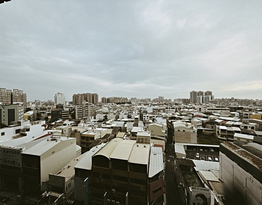 興城團隊成大景觀精美三改二房平車 - Image 1