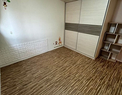 可多人租補★三房★社區24H警衛★機上汽車位 - Image 3