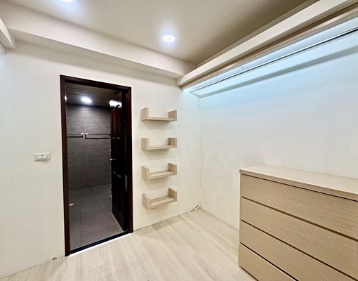 🔥近藝文商圈秒殺超大套房含平面車位誠可談🔥 - Image 6