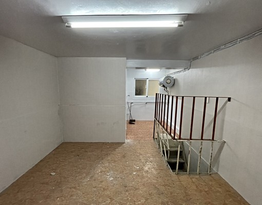 橋頭省道市場對面金店面*重新整理*整棟出租 - Image 5