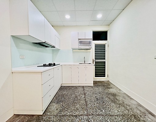 釨均專任【大里善化路四房透天★整棟出租】 - Image 3