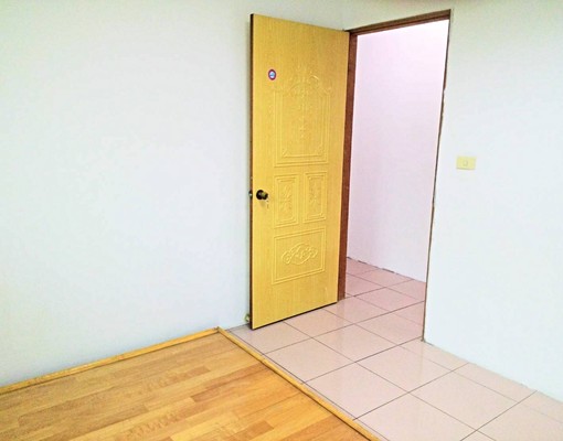 28坪室內大空間,房屋三面採光,三房二廳,二套衛浴、一陽台 - Image 3