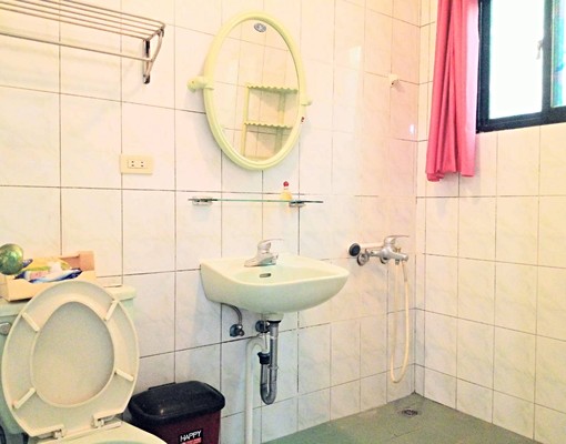 28坪室內大空間,房屋三面採光,三房二廳,二套衛浴、一陽台 - Image 9