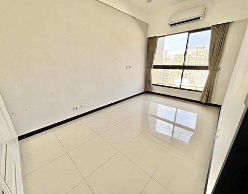 🍀社會住宅五股進交流道含車位可補助免服務費可寵物 - Image 1