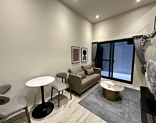 全新!逢甲樓中樓|1房1廳+露台|含機車位 - Image 2