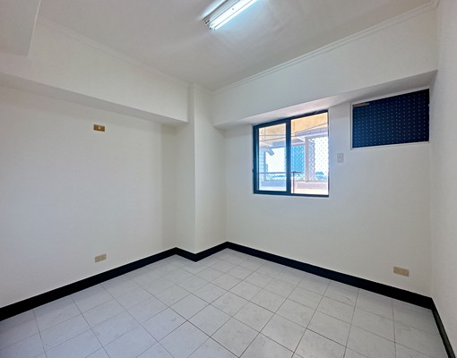 德安公教近文化中心綠意盎然通風明亮3房平車 - Image 5