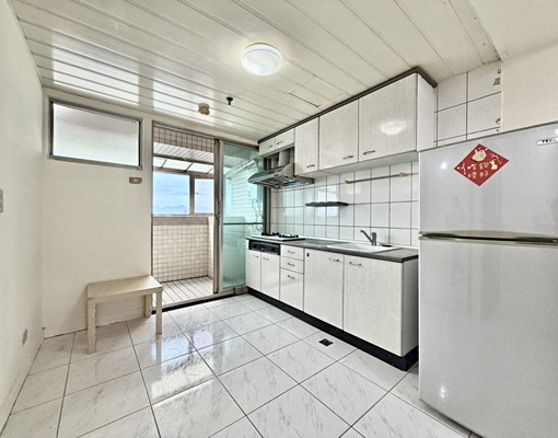 電梯兩房!!可租金補助!!近捷運站!! - Image 2