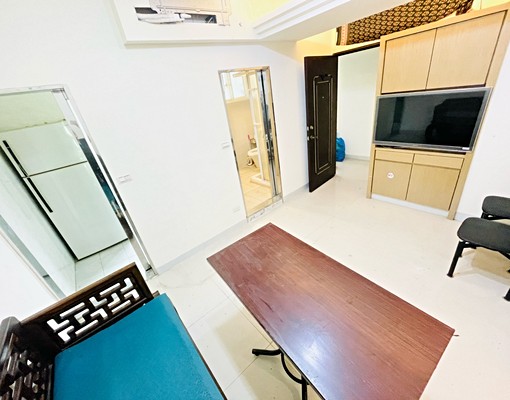 近金龍隧道、捷運內湖/採光1房1廳。衛浴開窗。有廚房 - Image 2