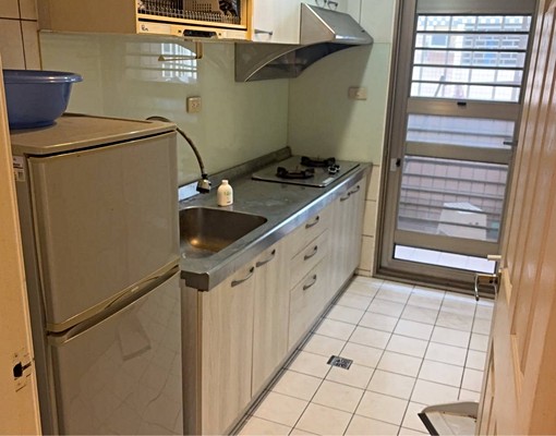 上石國小【秒殺2房】垃圾代收★有陽台★附傢俱 - Image 5