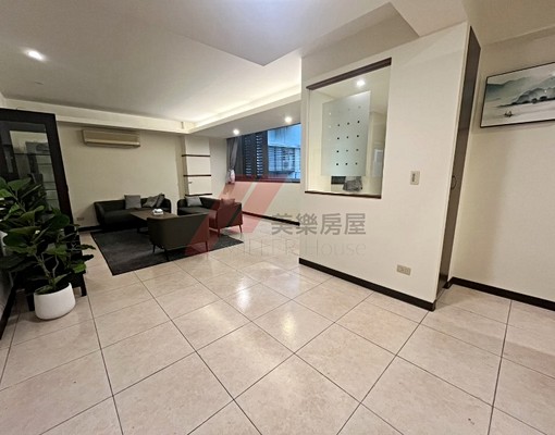 美樂、大安森林公園*漂亮公寓裝潢*平面兩房空間大、寵物可溝通 - Image 5