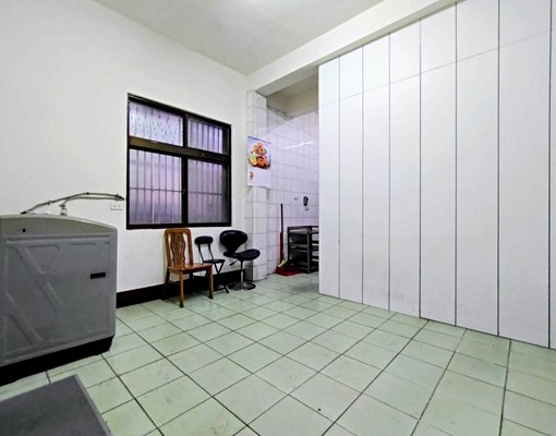 總管家/南屯黎明路一段透天~社宅免仲介費 - Image 4