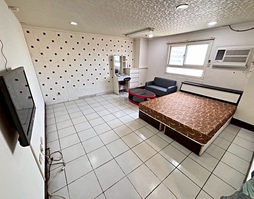 小薇租屋🍒近南門市場🍒可寵🍒電梯大套房🍒垃圾集中🍒 - Image 3