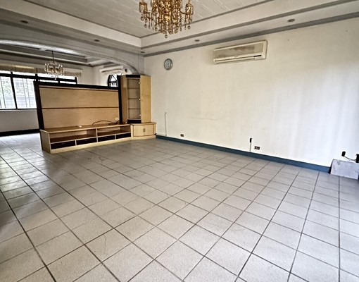 中山路📍安靜宜居|4房2廳4衛| - Image 1