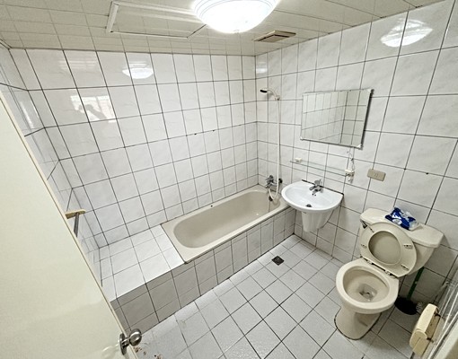 正龍安街上超大3房~龍安天廈清潔完成【永慶龍安店】 - Image 5