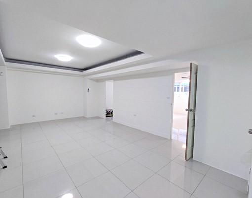 ~Eli精選*居仁國中*台中車站旁電梯2房溫馨小資空間~ - Image 12