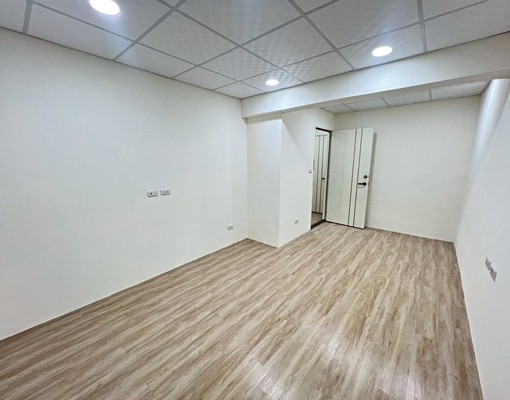 🏠可租補全新裝潢美兩房採光好❄️變頻冷氣📍忠義廟商圈 - Image 6