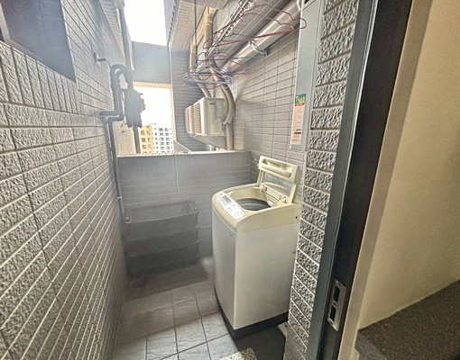 南屯嶺東💎三房兩衛含平車機車位🉑寵物🐱🐶可租補 - Image 9