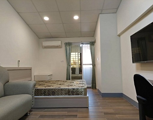 近高鐵、美術館套房 - Image 1