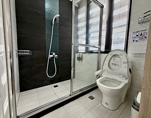 板橋大遠百❤️秒殺電梯套房❤️ - Image 4