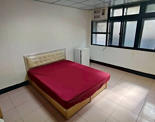 菜寮⚡️免爬高/採光通風/空間大/全新床墊冷氣 - Image 2