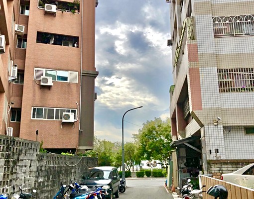 中山醫大旁三房華廈可申請租屋補助 - Image 1