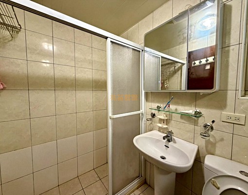 兆基社會住宅🏠友善屋源🧡近內科/港墘站/精裝兩房+坡車 - Image 9