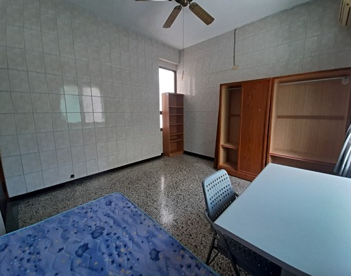 中西區|熱鬧市區,近南大新天地變頻冷氣雅房可租補 - Image 2