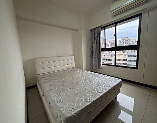 ~可租補~旭光國小旁大三房附家具家電平面車位含管理費 - Image 8