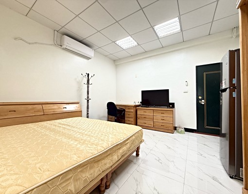 可雙租補近小北新光商圈原木大套房 - Image 4