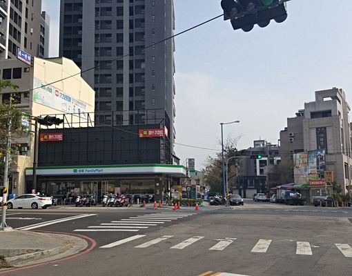 北屯太原中國醫特區*近74號*樹孝商圈社區透天別墅 - Image 3