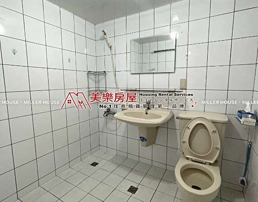 美樂、六張犁MRT、採光大三房*租金含網路/第四台*一層兩戶 - Image 8