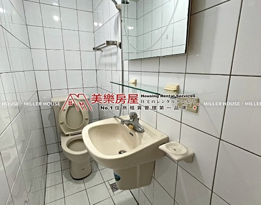 美樂、六張犁MRT、採光大三房*租金含網路/第四台*一層兩戶 - Image 9