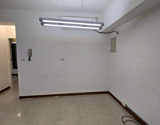 可租補/可寵/捷運首排二房附平車含管理費 - Image 3