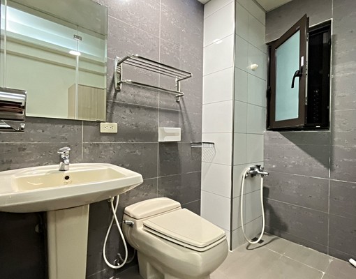 忠勇路電梯套房含水網路電6.5機能完善毛寵不可多間可選!!! - Image 4