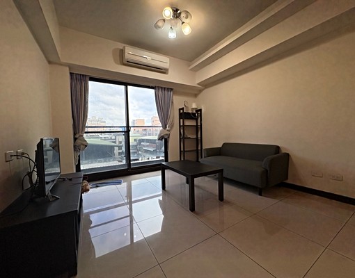 國強一街近中路戶政縣府龍安商圈大2房傢俱齊全(含管理費) - Image 3