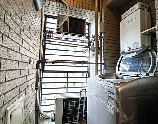 逢甲水湳市政大遠百💖超美正一房一廳浴缸💖社區單純 - Image 10