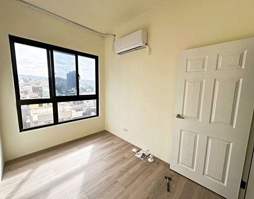 嘉禾社宅/免仲可租補/自立街稀有全新兩房車 - Image 8